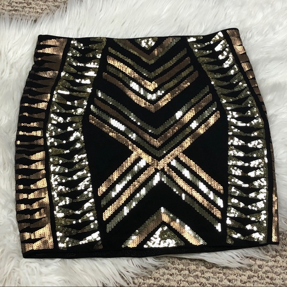 SOLD ❗️Express Sequin Aztec Print Skirt Medium - Picture 1 of 7